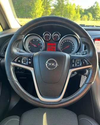 Opel Astra cena 27999 przebieg: 181000, rok produkcji 2015 z Zagórów małe 352